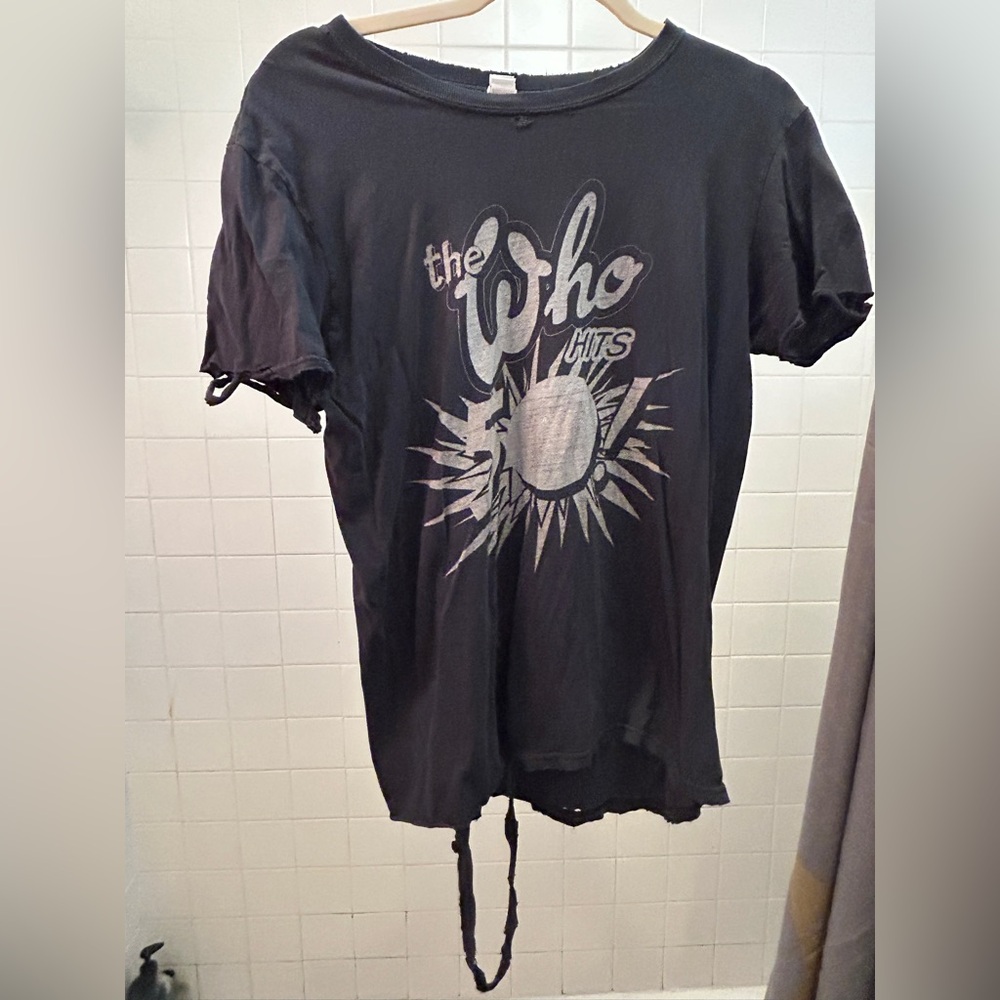 The Who “Hits 50!” Tour Tee (2015–2016) Authentic Distressed Band Shirt ORIGINAL